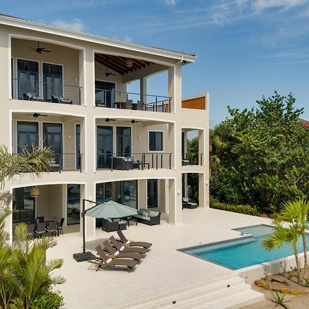 Naia Resort And Spa Placencia Екстериор снимка