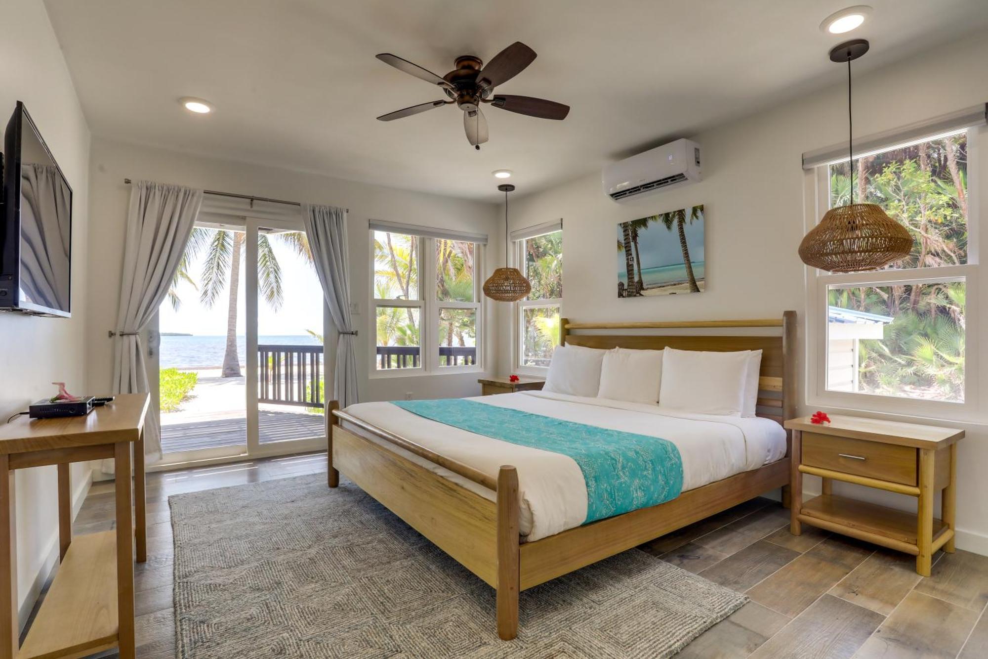 Naia Resort And Spa Placencia Екстериор снимка
