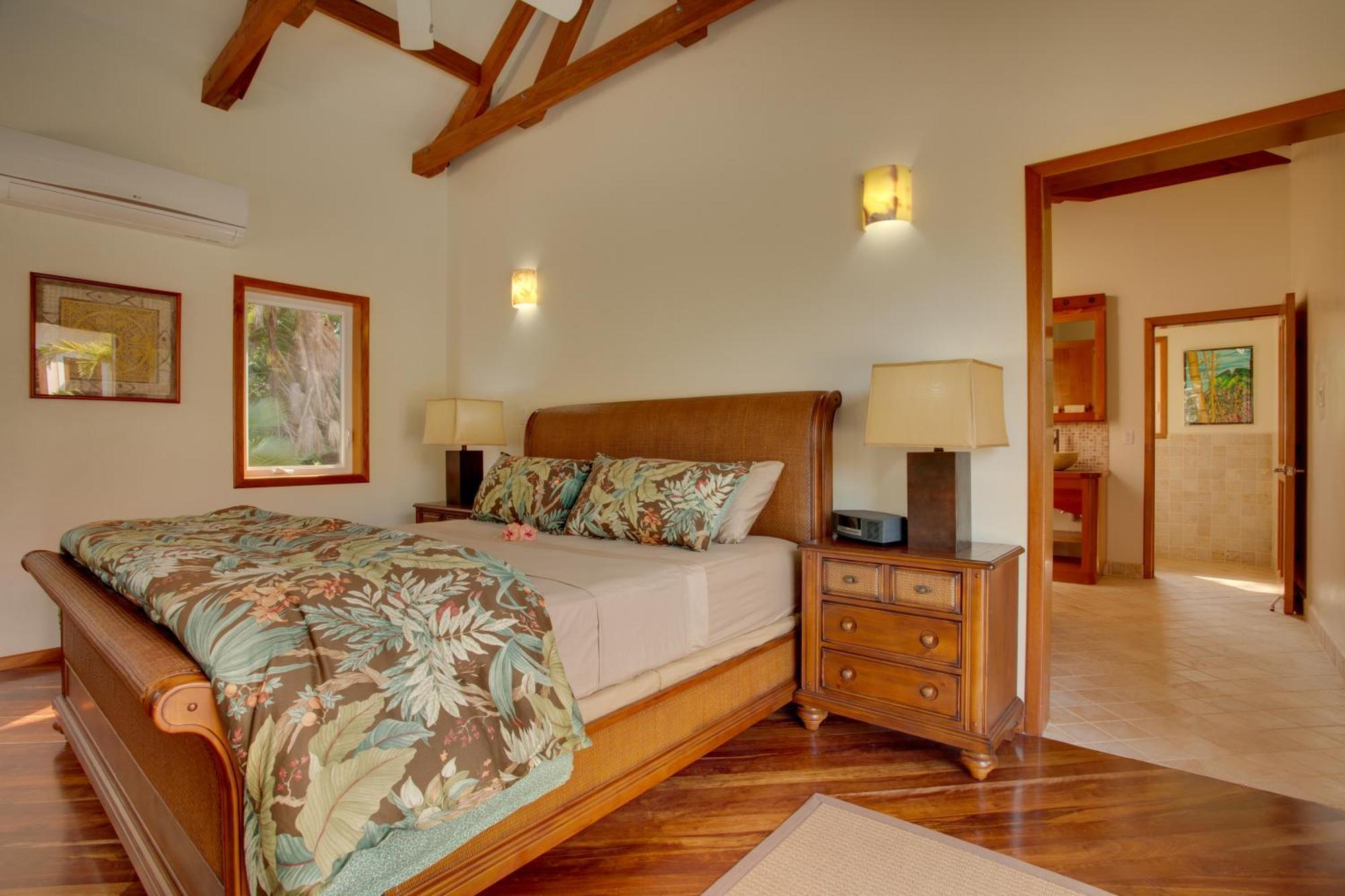 Naia Resort And Spa Placencia Екстериор снимка