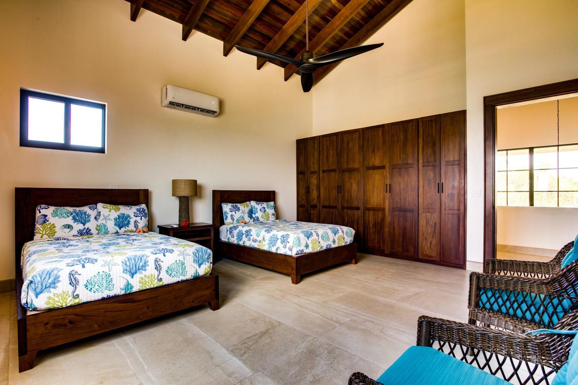 Naia Resort And Spa Placencia Екстериор снимка