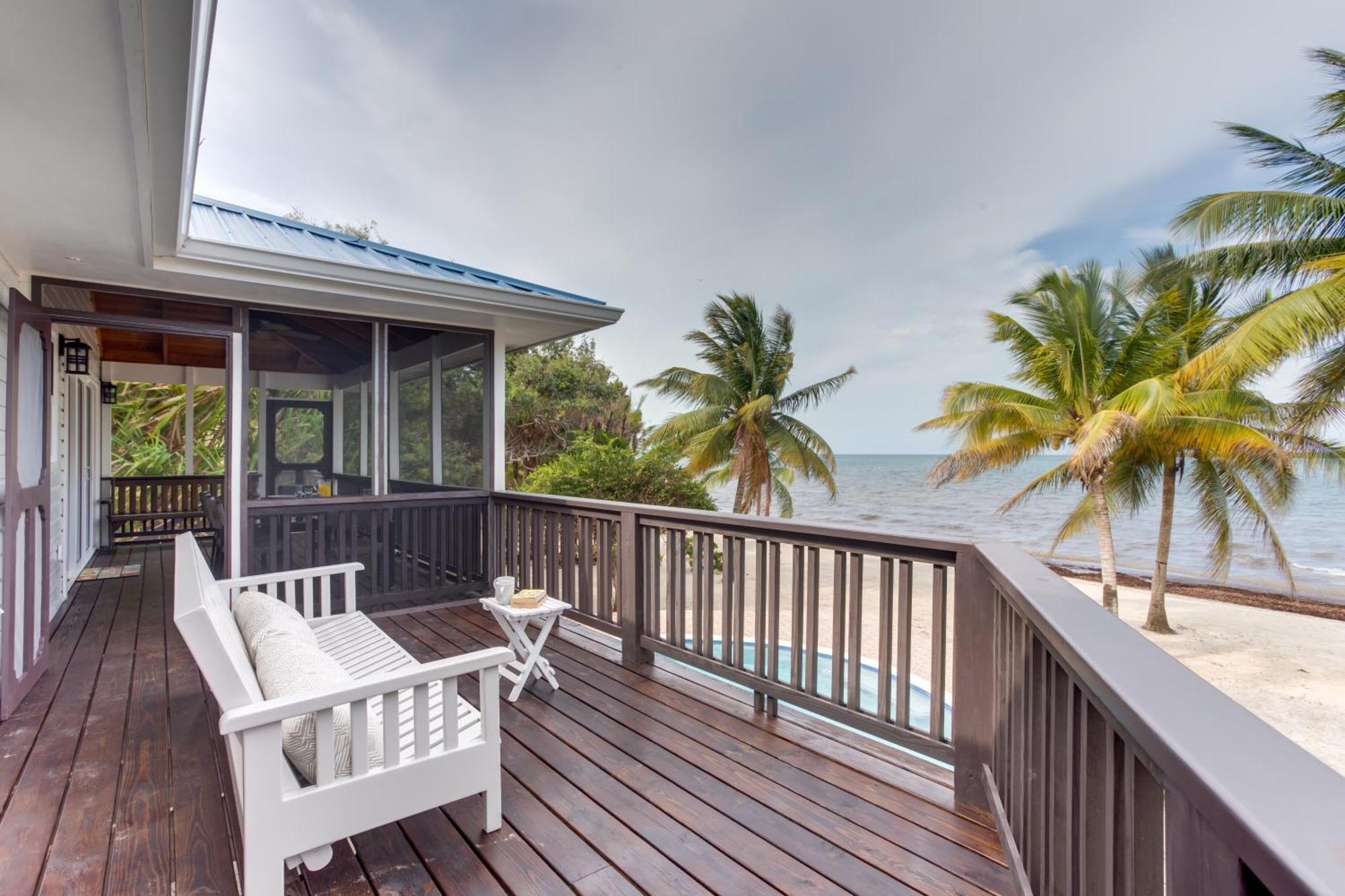 Naia Resort And Spa Placencia Екстериор снимка