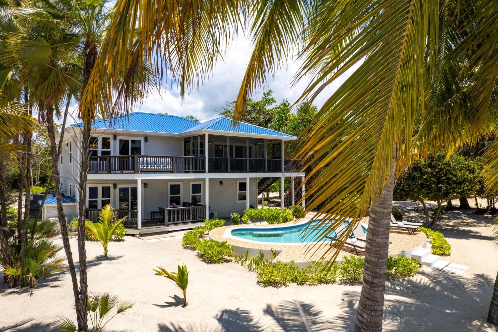 Naia Resort And Spa Placencia Екстериор снимка
