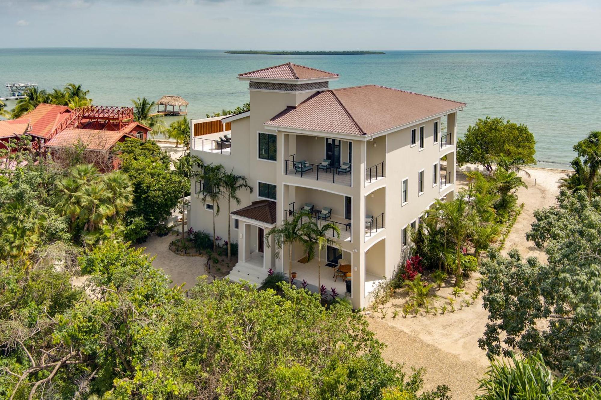 Naia Resort And Spa Placencia Екстериор снимка
